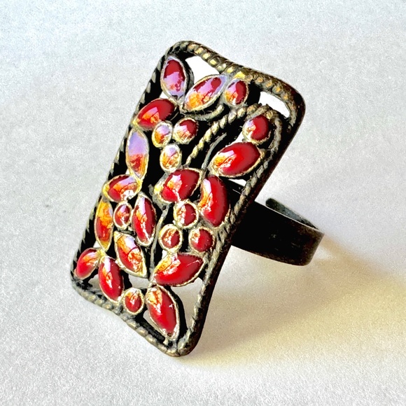 Red Cut-out Statement Ring, adjustable from size 6 1/2 - Picture 6 of 6